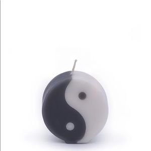 ✨NEW✨(2) Ying Yang candles